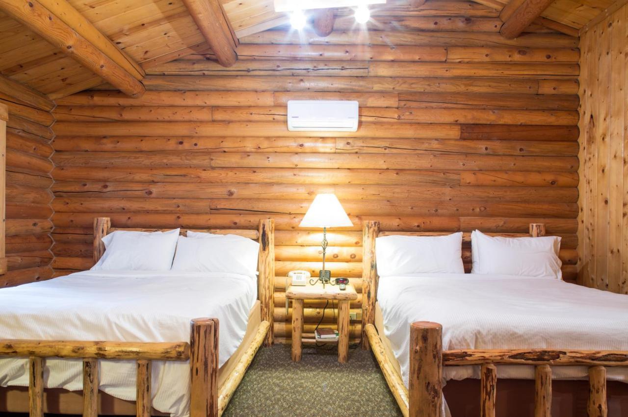 North Forty Resort Columbia Falls Buitenkant foto