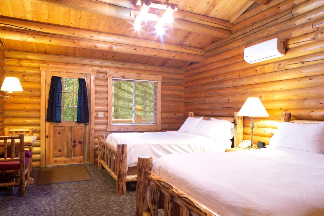 North Forty Resort Columbia Falls Buitenkant foto