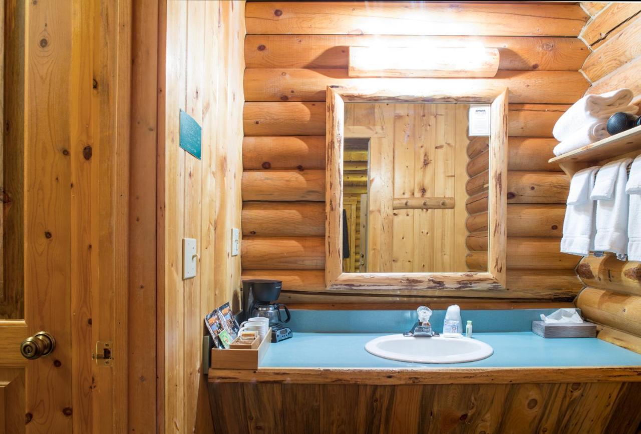 North Forty Resort Columbia Falls Buitenkant foto