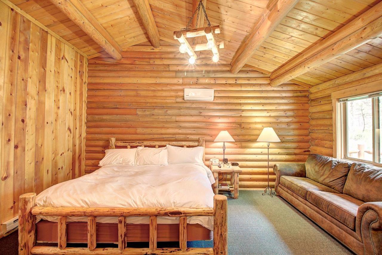 North Forty Resort Columbia Falls Buitenkant foto
